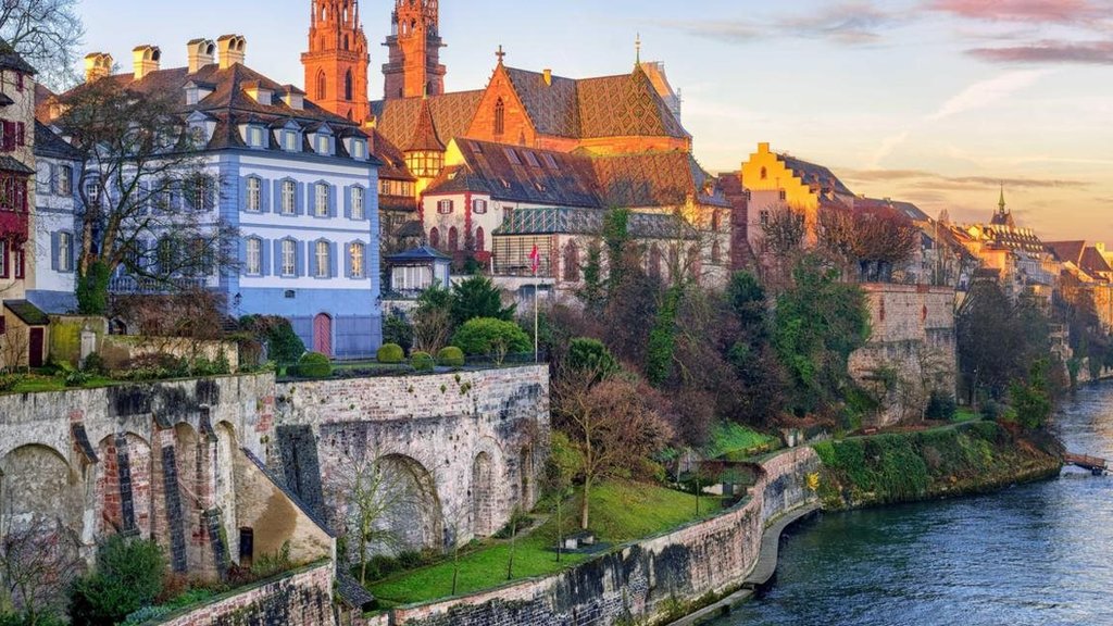 Basel, thành phố Thuỵ Sĩ giàu có và 'quậy ngầm' - BBC News Tiếng Việt