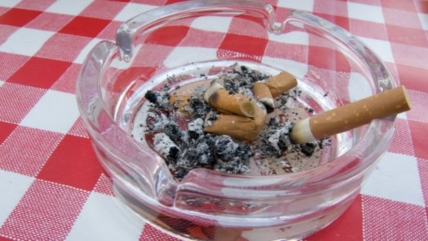 أكثر من ثلث المدخنين لم يجربوا السجائر الالكترونية بسبب تخوفهم من مضارها الصحية والإدمان عليها، بحسب الدراسة