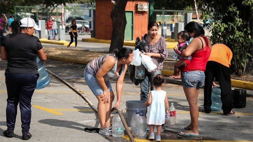 Venezuelans collect mountain run-off as water shortages persist