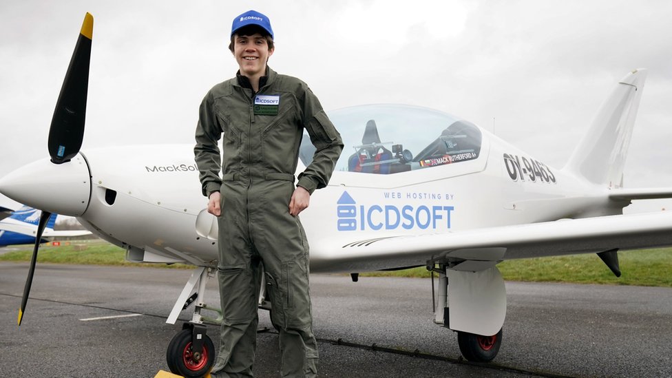 mack-rutherford-teenage-pilot-on-last-leg-of-world-record-flying-attempt-cbbc-newsround