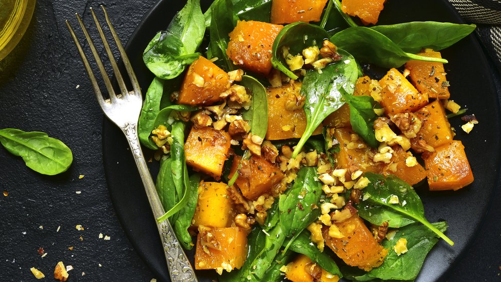 Meat traces 'found in supermarket vegetarian meals'