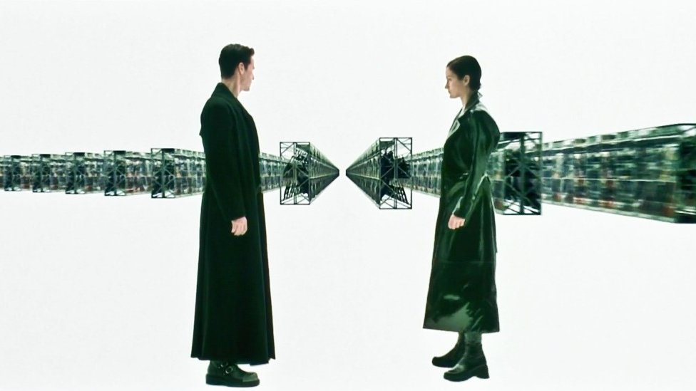 Hugo Weaving explica por que não vai interpretar o Agente Smith em Matrix 4