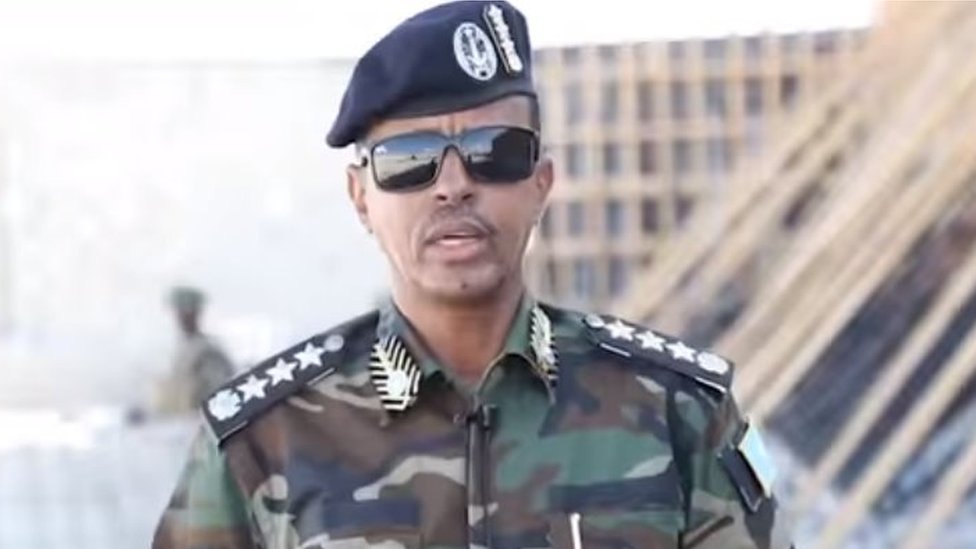 Jinsiy aloqa paytida qiz ozini axlatga soladi Qozoq porno mini yubkalar