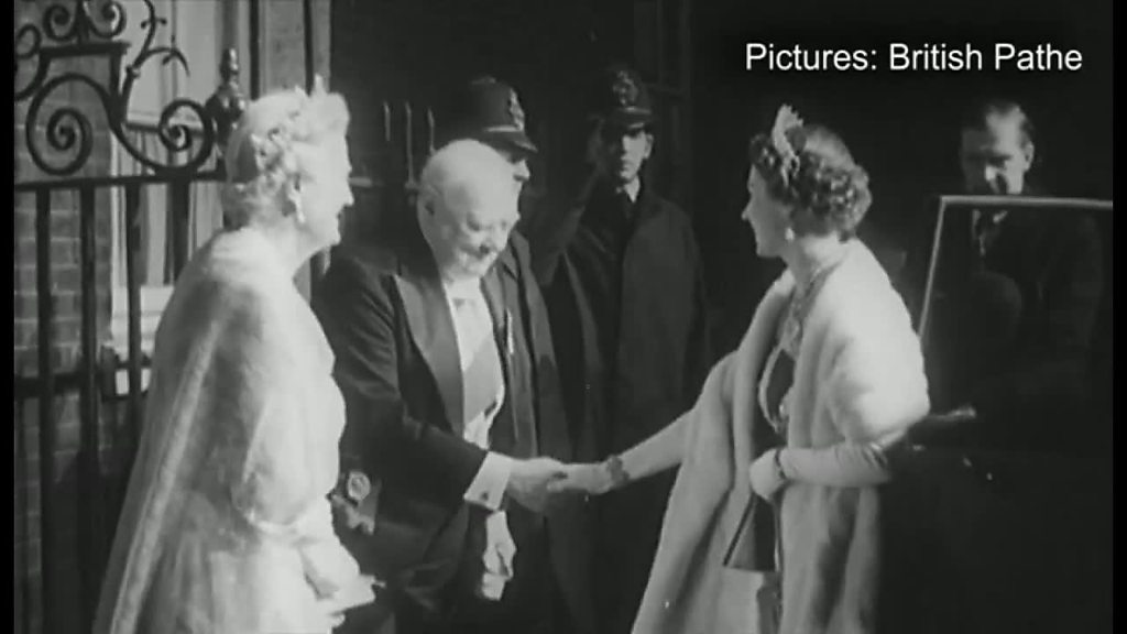 The Penrose Annual 1954(エリザベス戴冠、その他) The Penrose Annual 1954(エリザベス戴冠、その他) 洋書