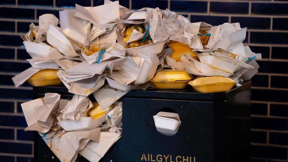 Лесбиянкалардың оргиялары сүт сауу ком