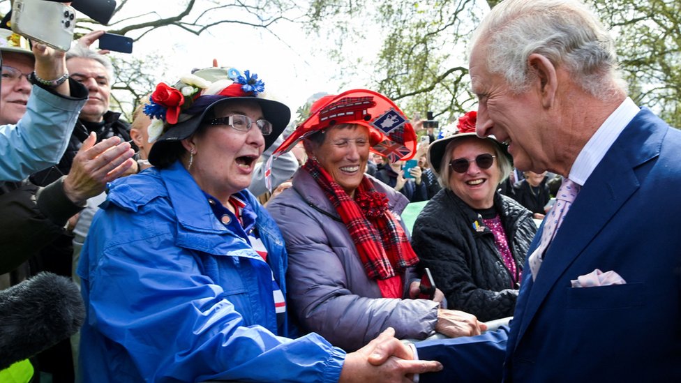 Camp out grannies 'in tears' after meeting King