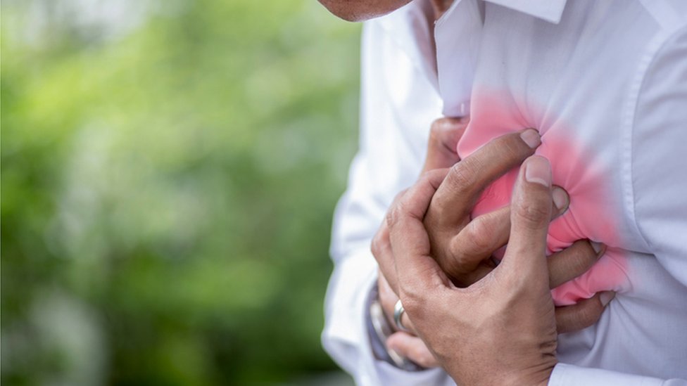 É hora de correr! Conheça os sinais do infarto e do AVC