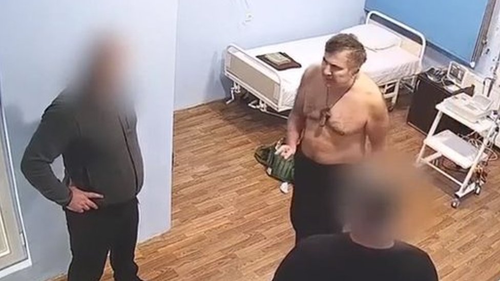 Секс в мужской тюрьме порно видео