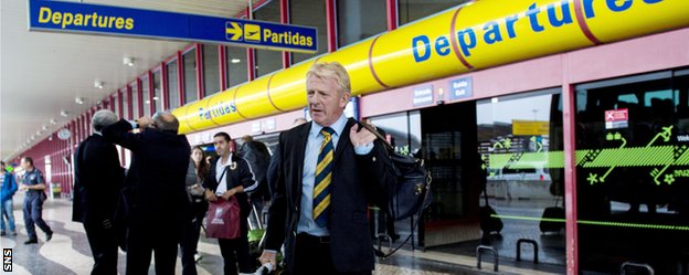 Gordon Strachan arrives in Portugal