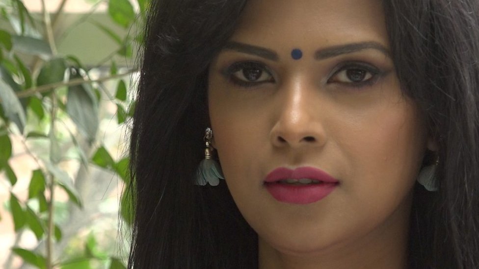 Qattiq leotard porno qiz