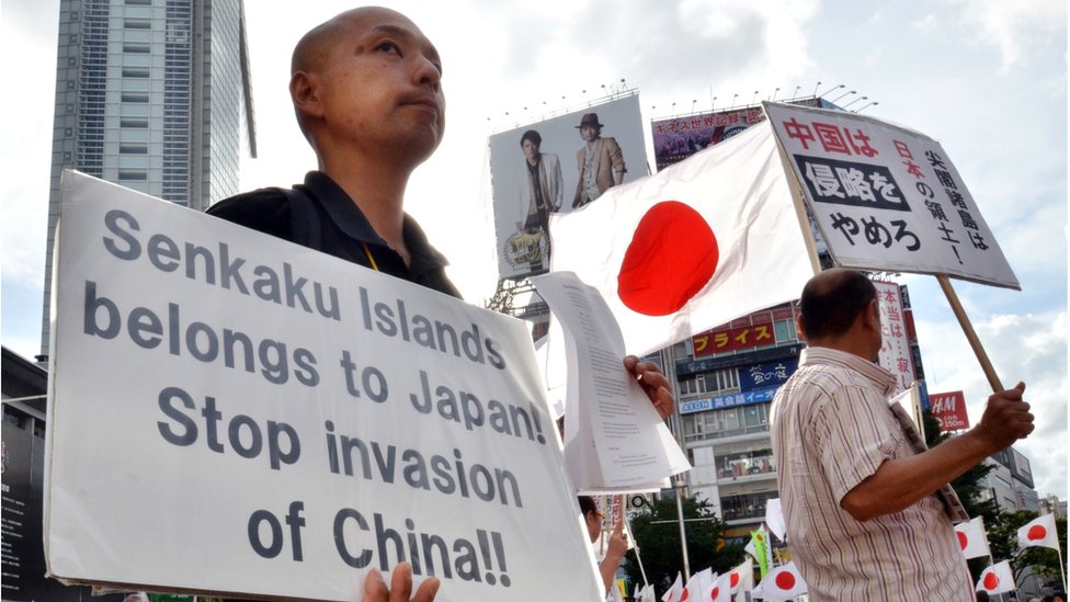 Japanese protesters for the Senkaku islands