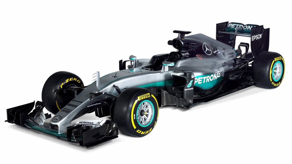 Lewis Hamilton's new Mercedes W07 unveiled for 2016 - BBC Sport