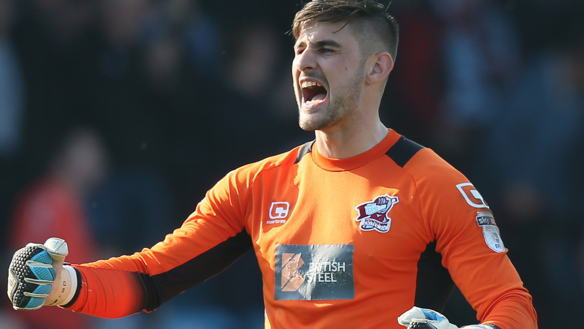 Chesterfield: Joe Anyon and Scott Wiseman Sign for Club from Scunthorpe