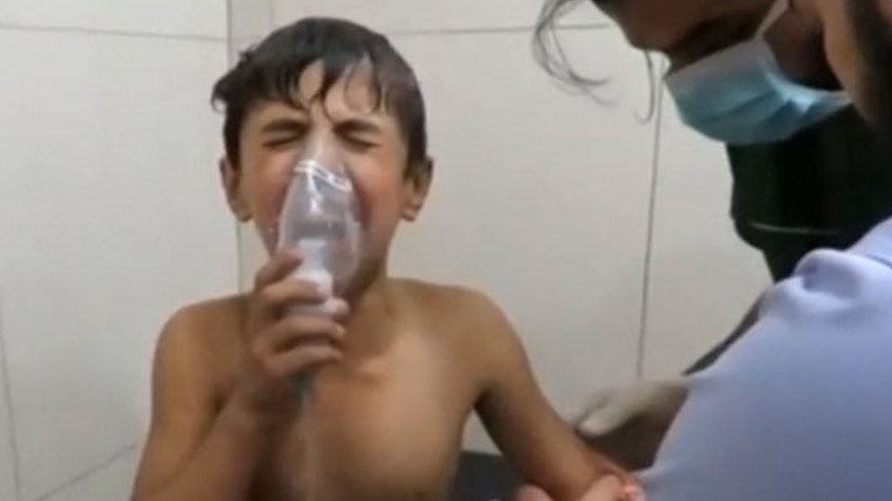 Syria attack: Government accused of using chlorine