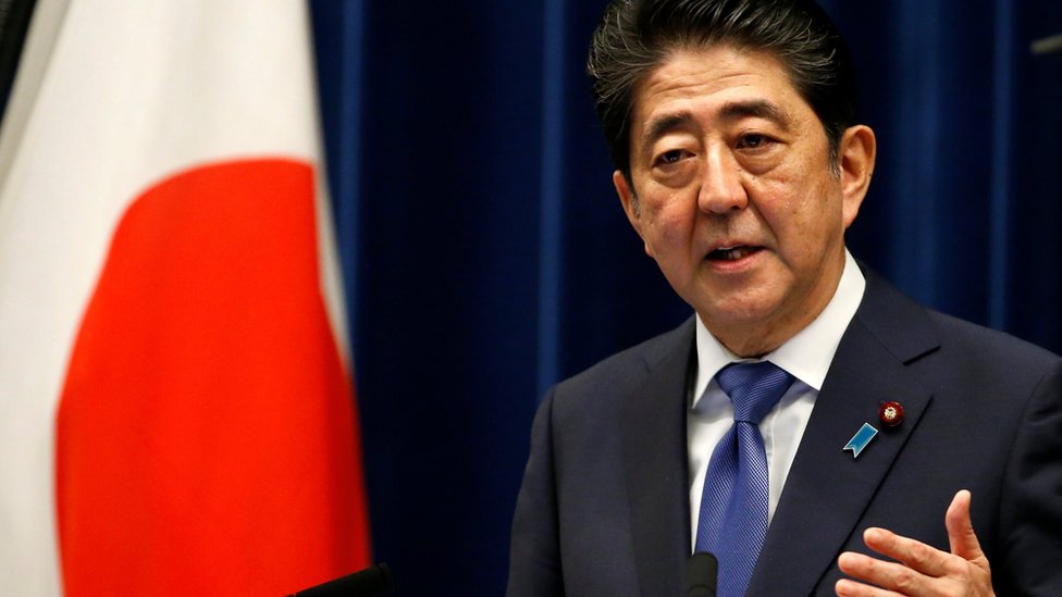 日本の安倍首相、解散・総選挙を表明 「国難突破」と - BBCニュース