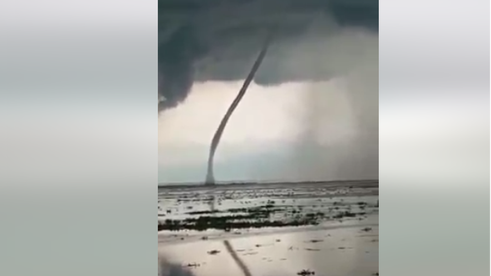 Katta klitorisli porno yulduz