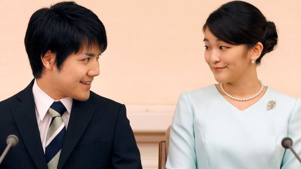 Mommy orgy porno tomosha qiling Yetuk jinsiy aloqa ayollar