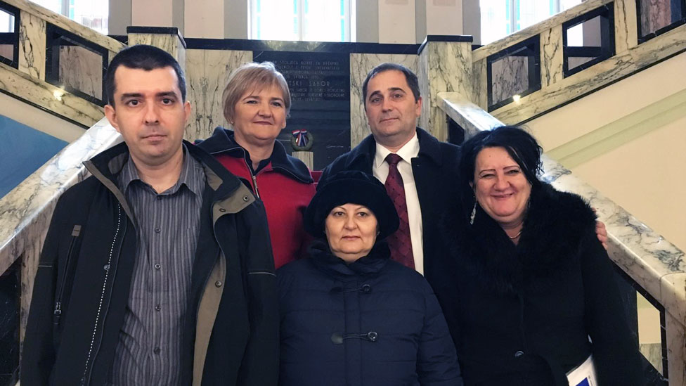 Grupo que habló en el parlamento
