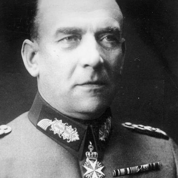 Nikolaus von Falkenhorst