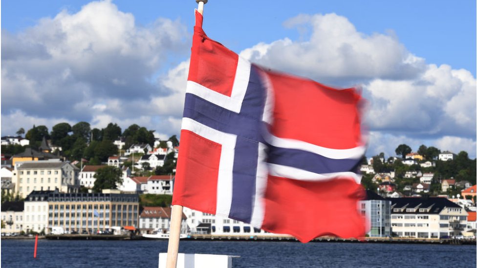 O que faz da Noruega o país mais democrático do mundo? - BBC News