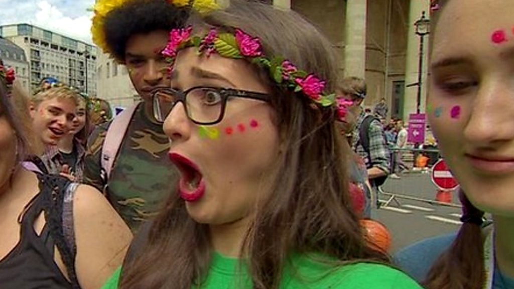Thousands attend Pride parade in central London