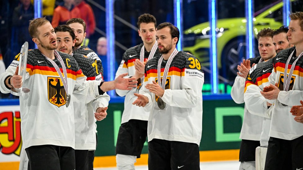 Жалаңаш Екатерина Двигубская Мысырдың ретро порно фильмдері