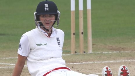 Australia take big lead in Ashes Test