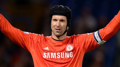 Chelsea's Cech nearing Arsenal move