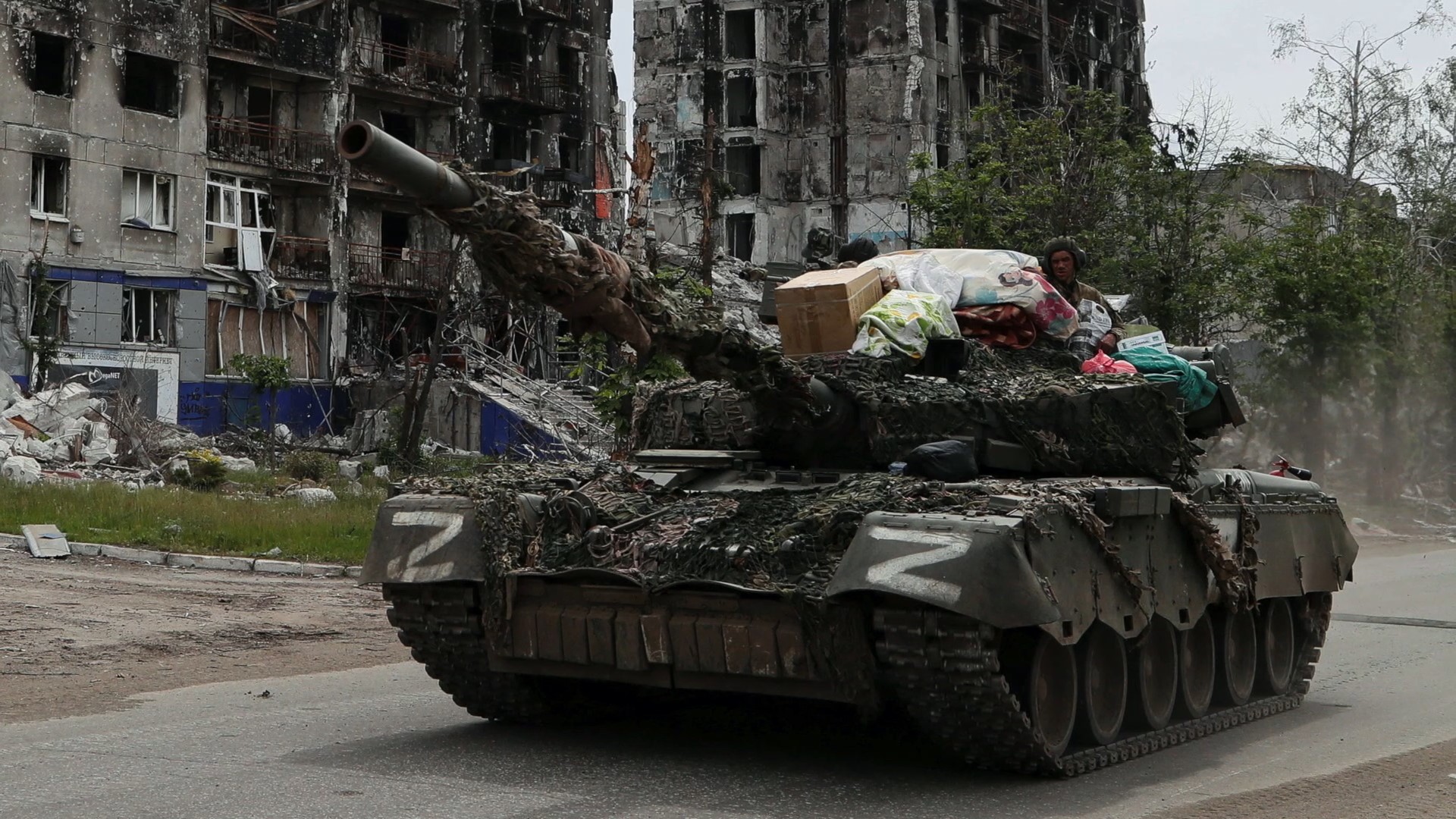 Ukraina tilida uy qurilishi pornosini tomosha qiling