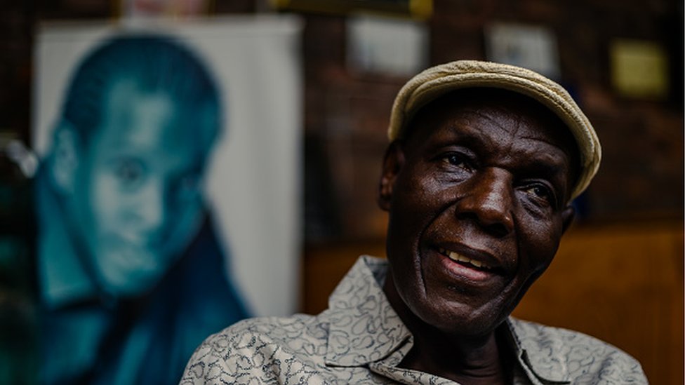Au Zimbabwe, décès du musicien Oliver Mtukudzi