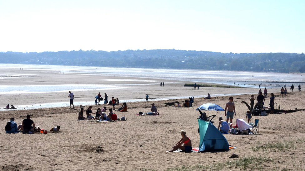 Record Easter temperatures in three nations of the UK