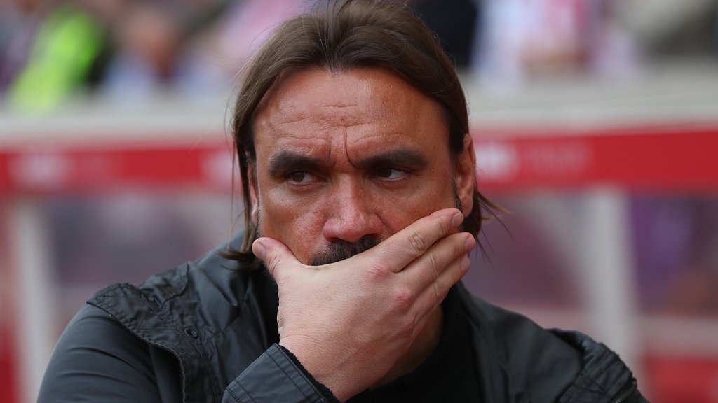 Norwich on brink of Premier League despite fourth successive draw
