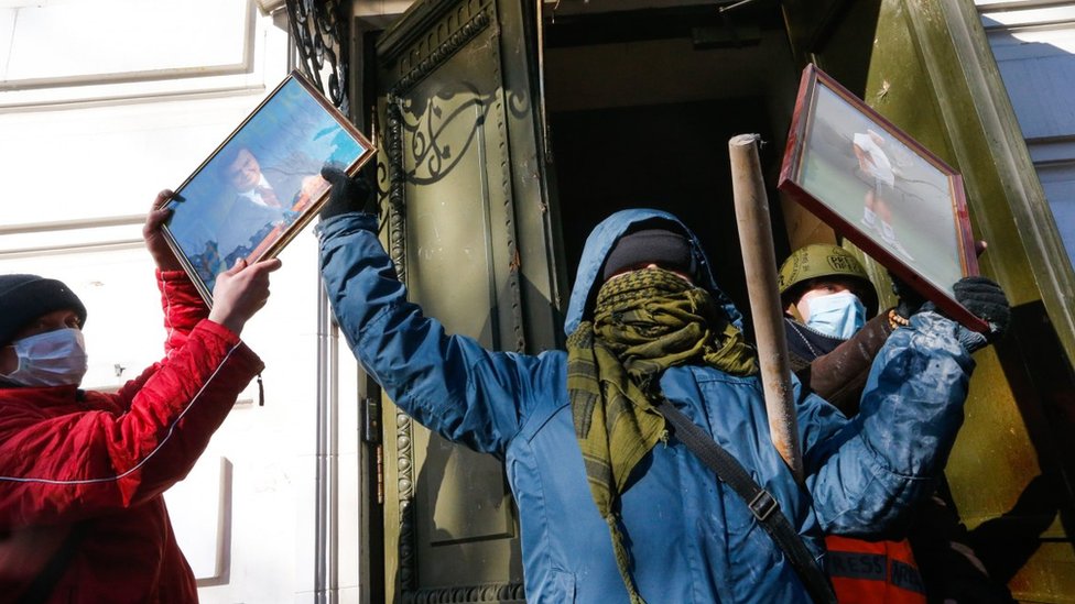 Онлайн порно актриса Кайден Кросс онлайн