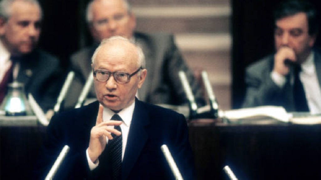 Ginekolog bilan jinsiy aloqada bolgan videoni onlayn tomosha qiling