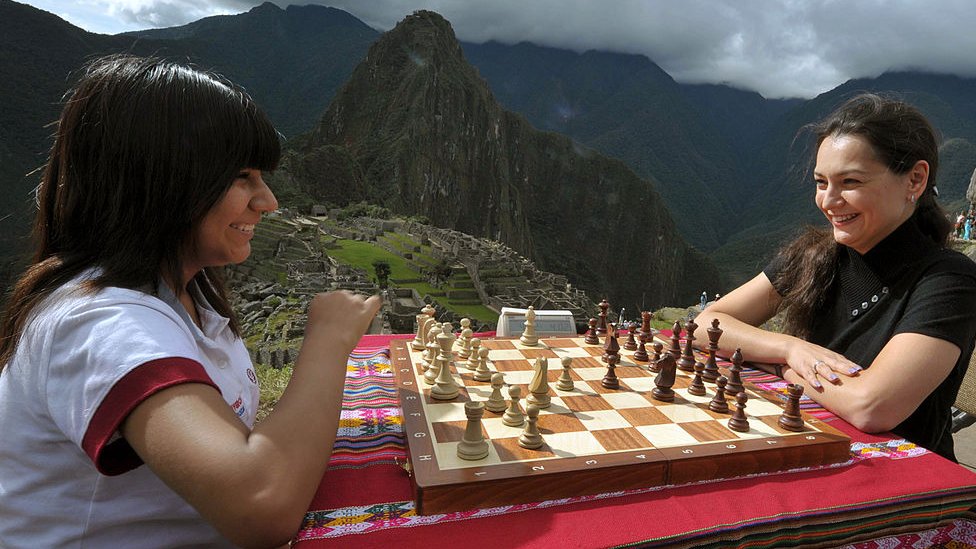 Xadrez - Magnus Carlsen amassando com FACILIDADE! (Kaugamemods