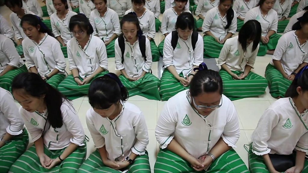 Thai cave rescue: A country in prayer