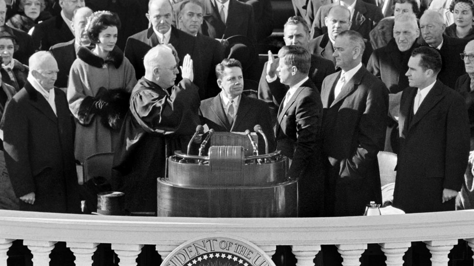 John F. Kennedy jura como presidente, el 20 de enero de 1961