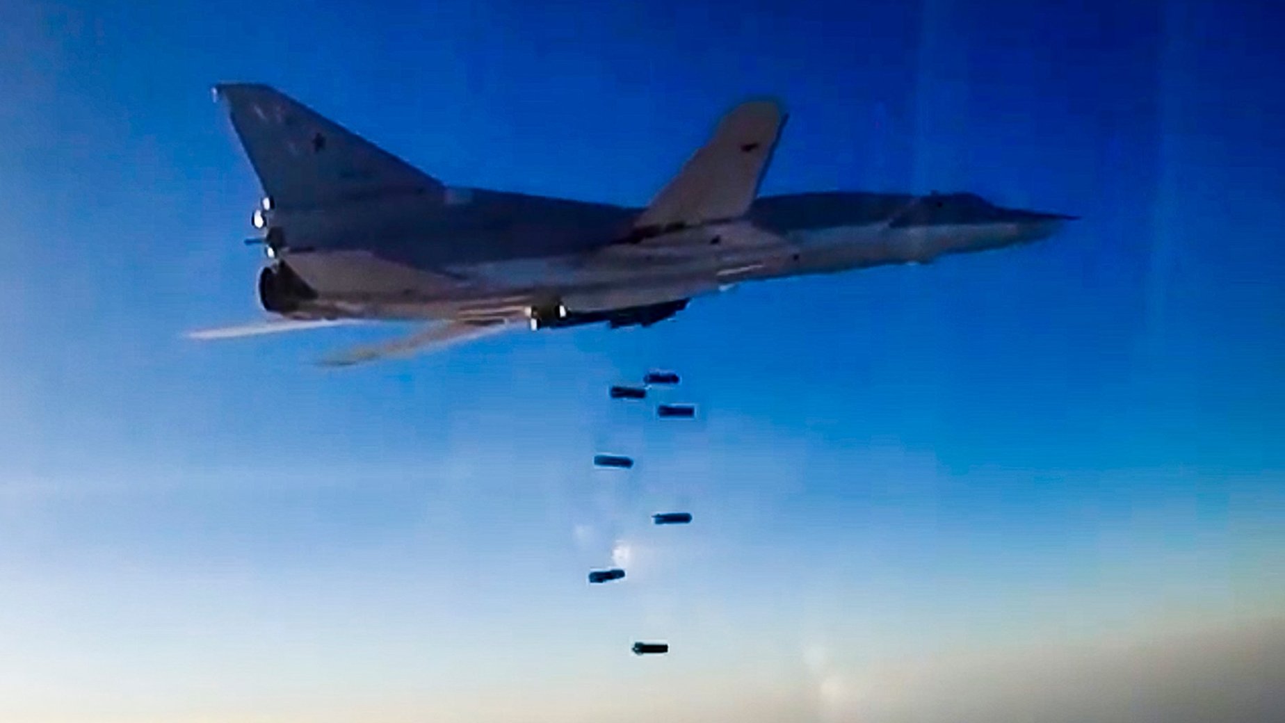 ロシア、シリア空爆にイラン国内の基地を使用 - BBCニュース