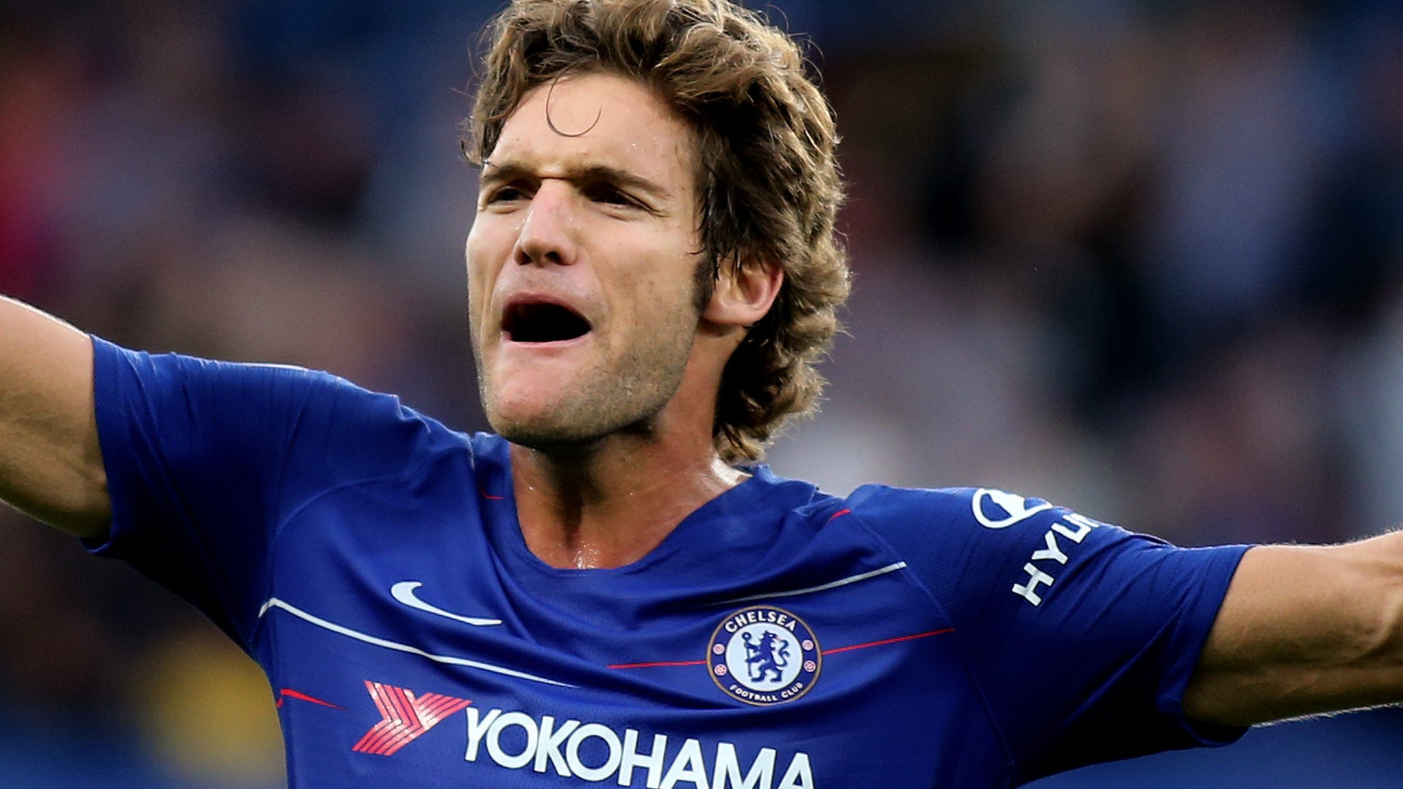 Chelsea 3-2 Arsenal: Marcos Alonso scores late to give Chelsea victory