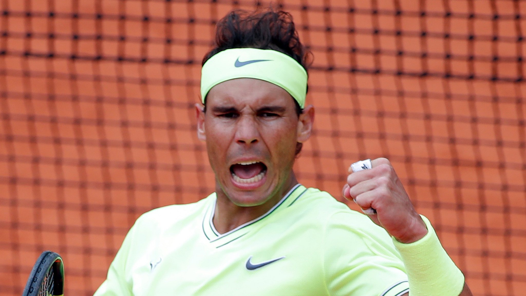 Nadal reaches final after masterclass against Federer