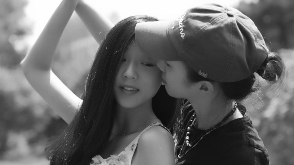 100 женщин: Мой удачный фиктивный брак