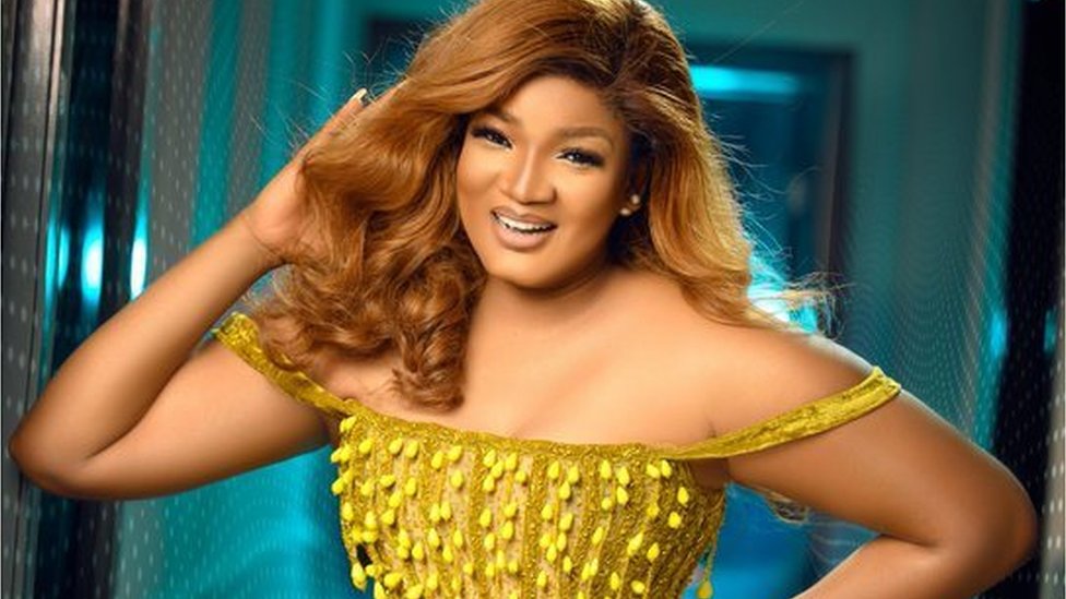 Omotola Trademark: Wetin e mean to trademark a name? - Omotola Jalade-Ekeinde  say her first name dey 'trademarked' - BBC News Pidgin