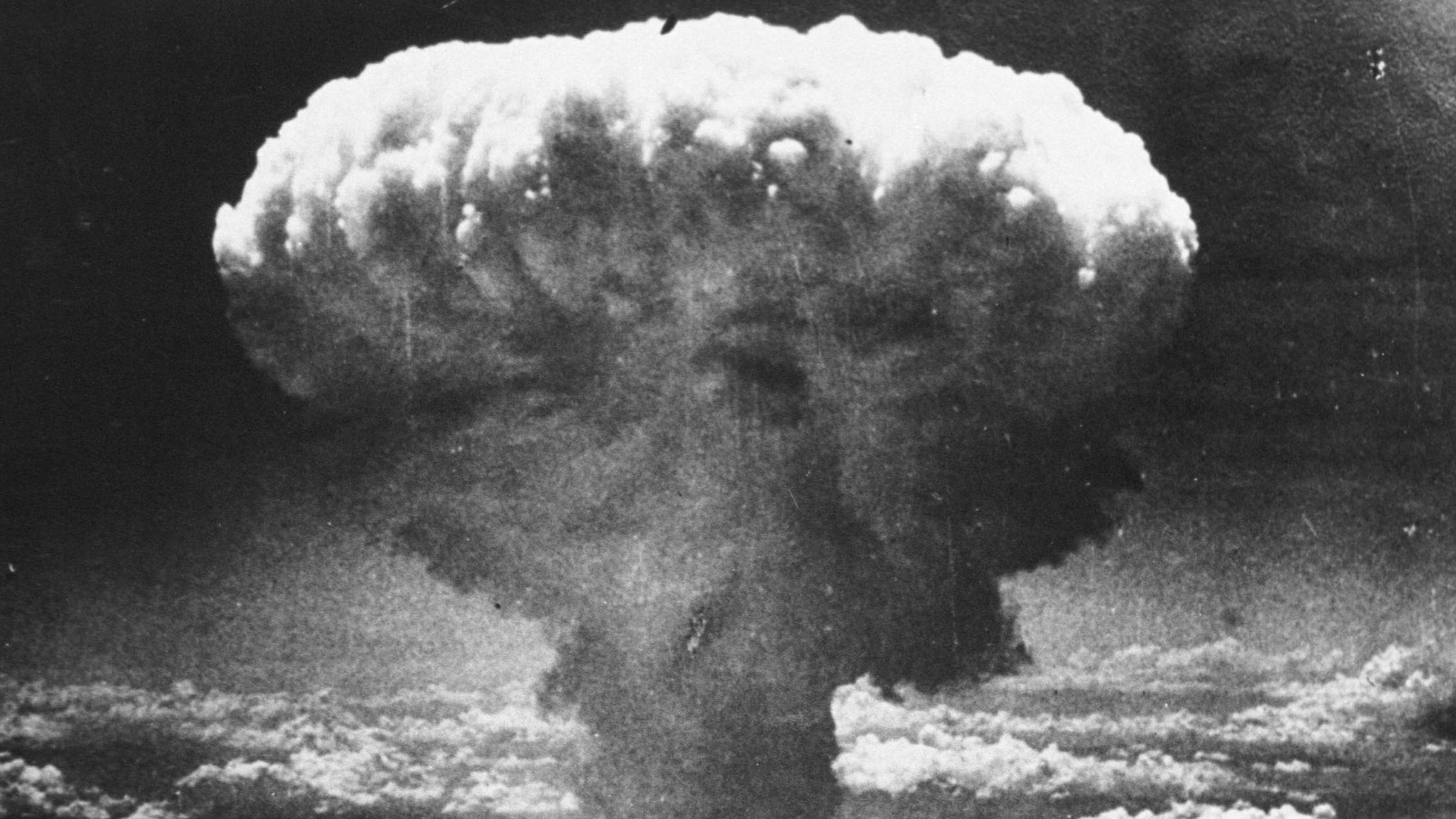 Nagasaki: 76 yıl önce savaşta kullanılan son atom bombasının hikâyesi - BBC  News Türkçe