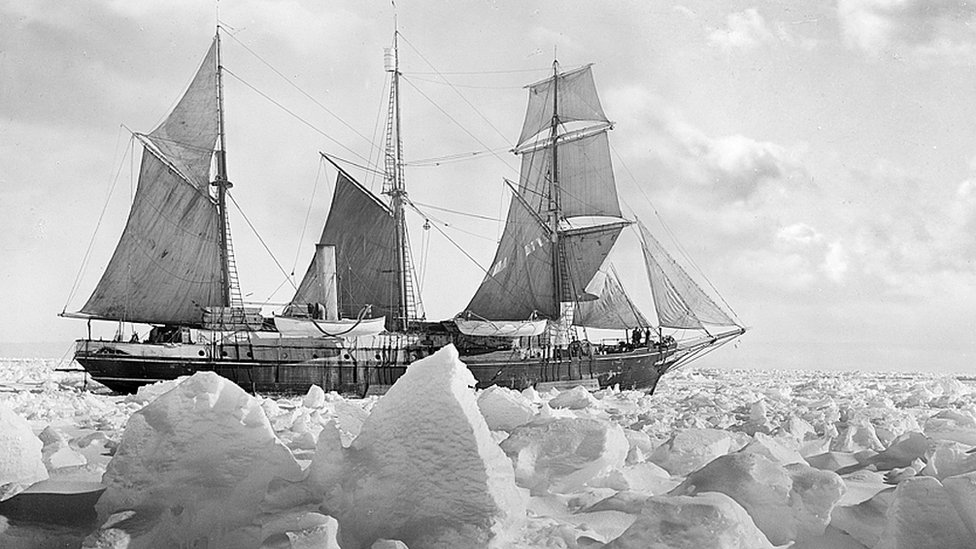 Stark images of Shackleton's struggle - BBC News Stark images of Shackleton's struggle - BBC News