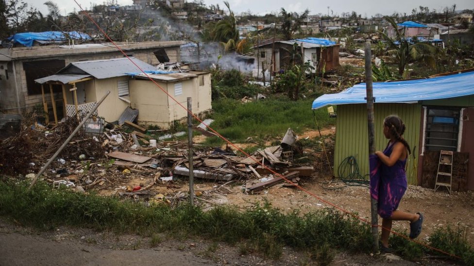 Los daños causados por el huracán María han devuelto la atención al tema de la deuda de la isla. Daños causados por el huracán María en San Isidro, Puerto Rico.
