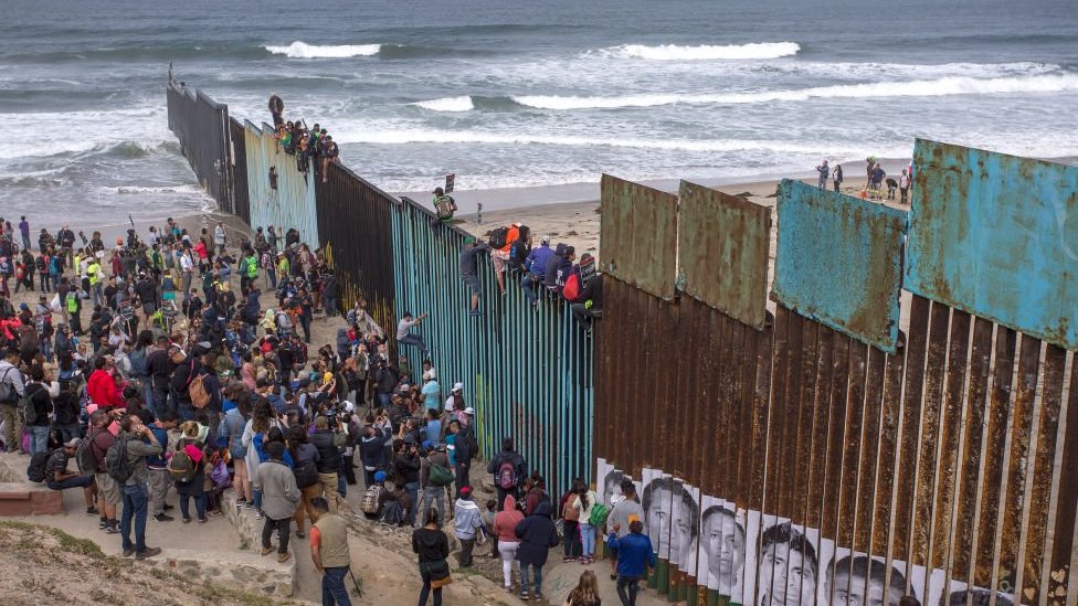 A caravana de refugiados da Am rica Central que est em um limbo