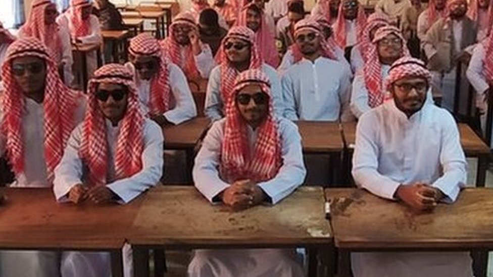 Порно фотосуреттер попки