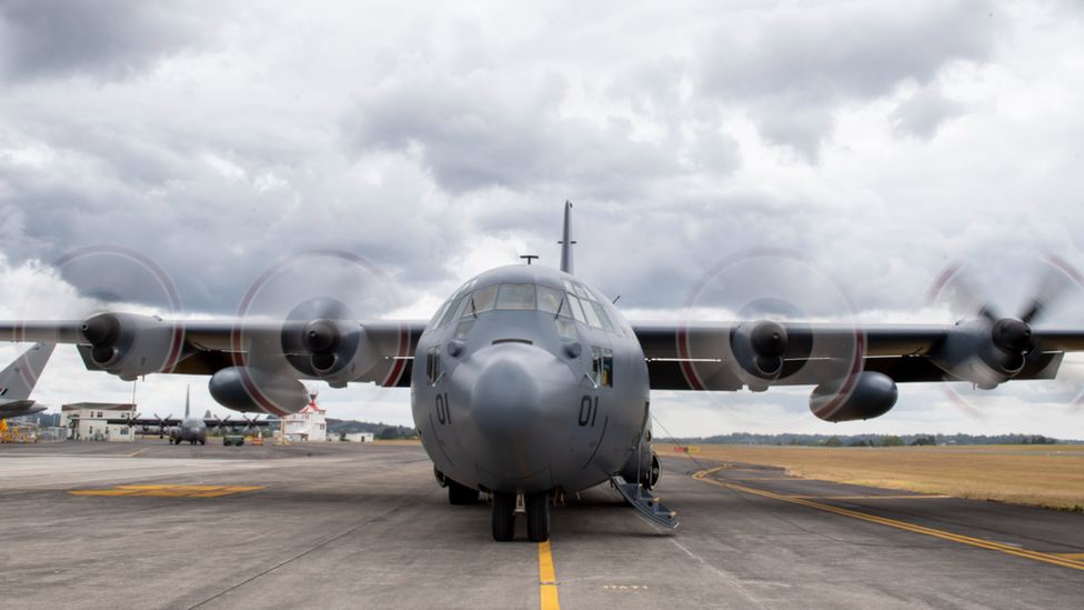 _122906726_plane.png