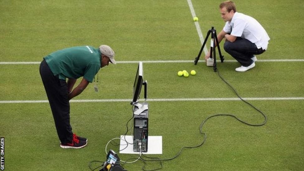 Tennis : La technologie ''Hawk-Eye'' pour remplacer les juges de ligne