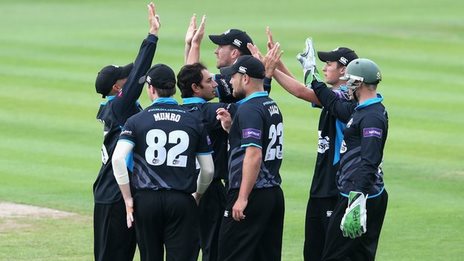 Worcs earn home T20 quarter-final